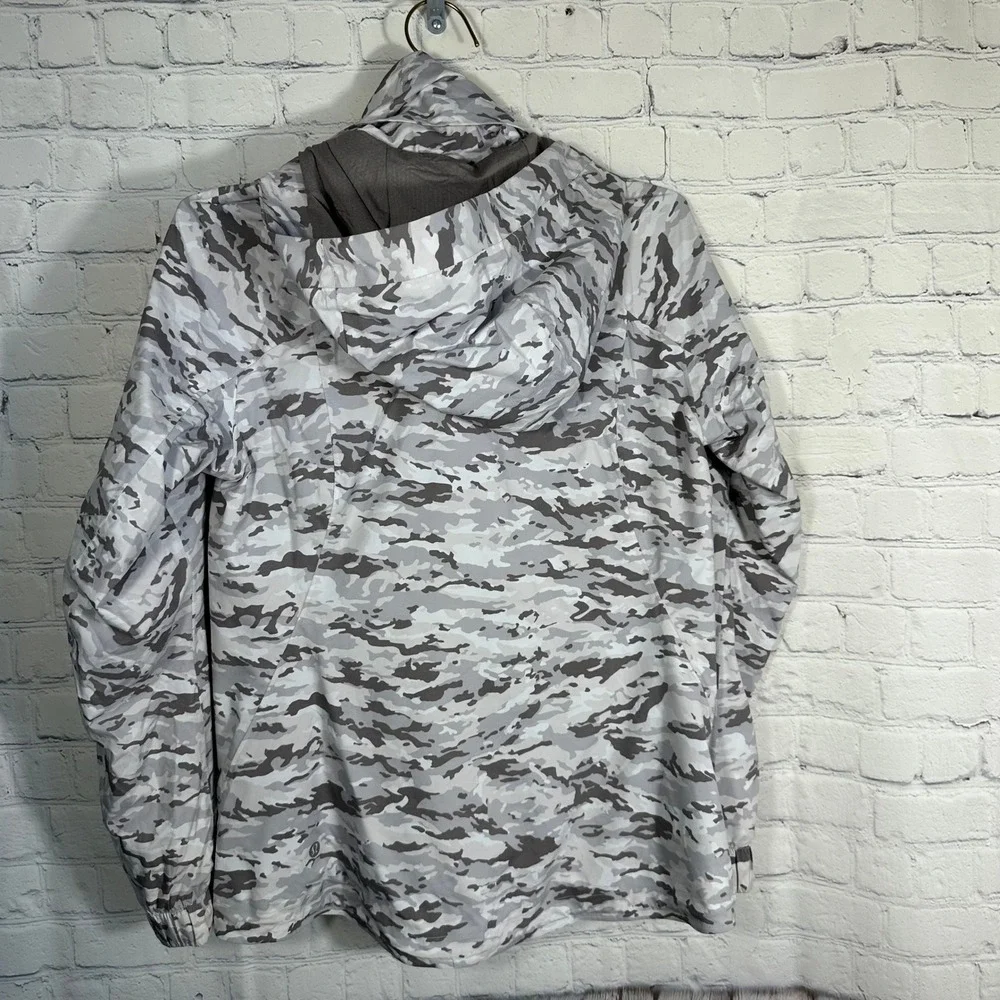 Lululemon Here to Move Windbreaker Jacket 6 Camo Grey Full Zip Hood FLAW